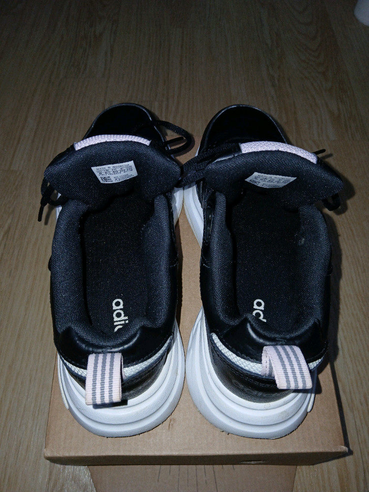 아디다스 여성 신발 250 무료배송 이미지