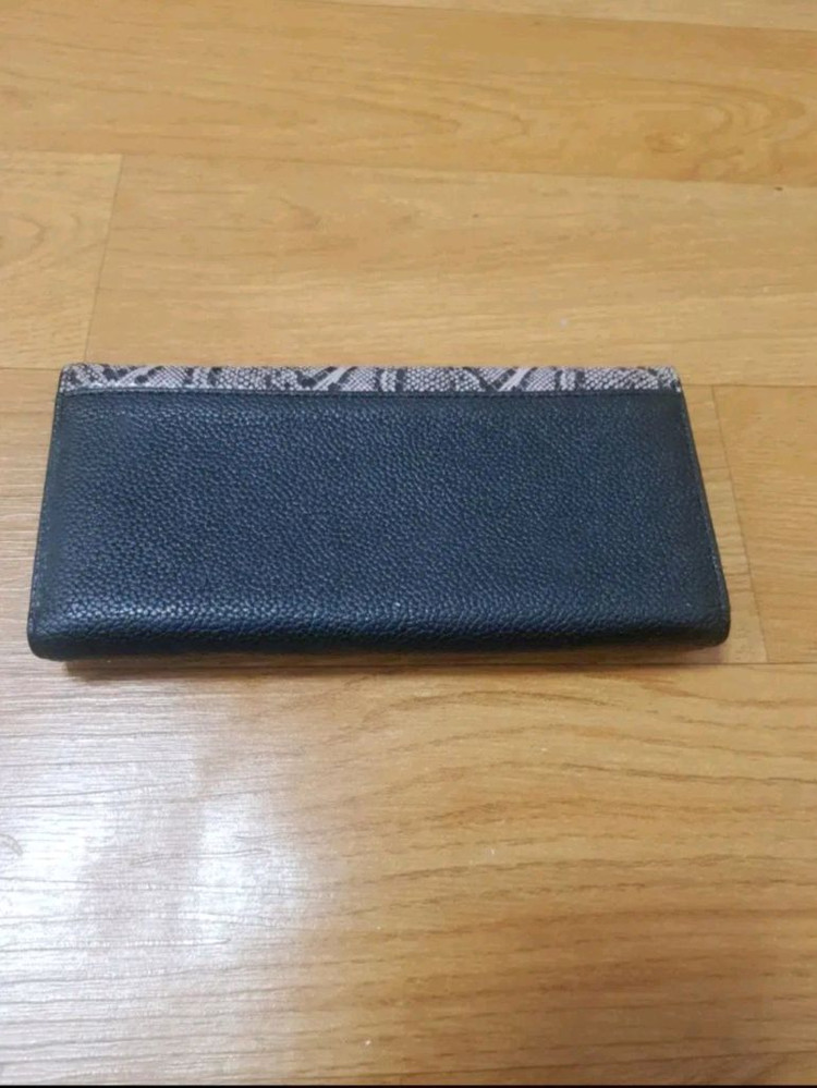 닥스(DAKS) 고급 여성 가죽 장지갑 이미지