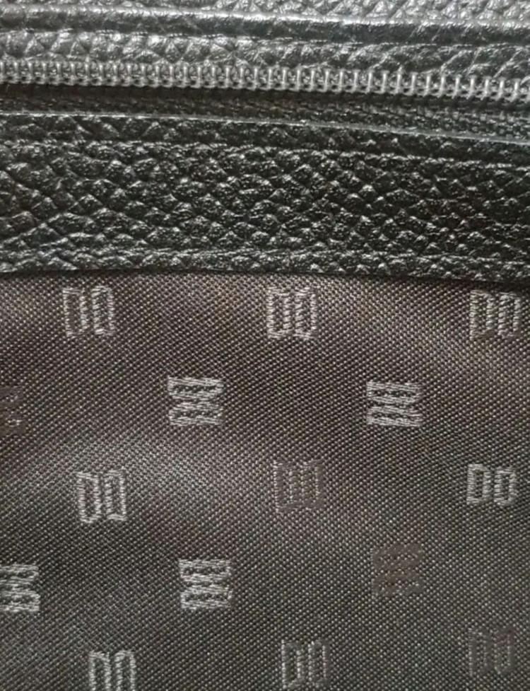 닥스(DAKS) 고급 여성 가죽 장지갑 이미지