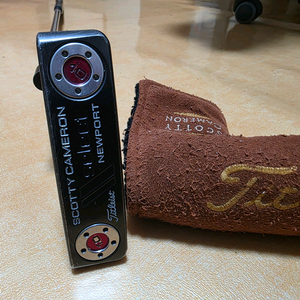 스카티카메론 뉴포트 퍼터 이미지