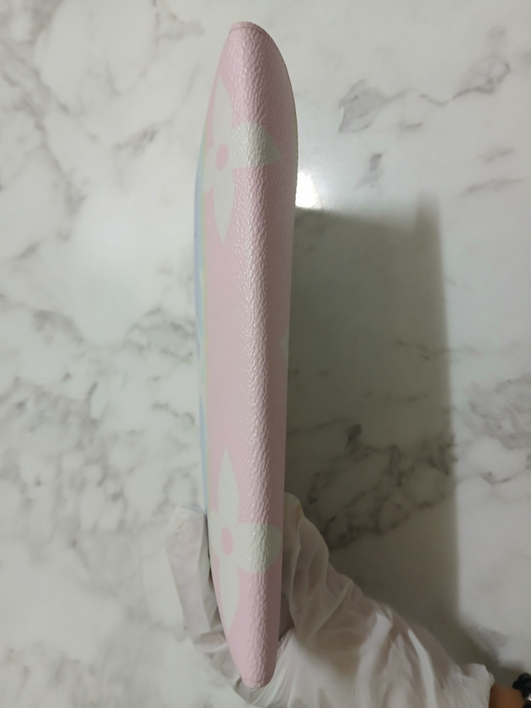 루이비통 한정판 포쉐트 에스칼 키리가미 클러치 이미지