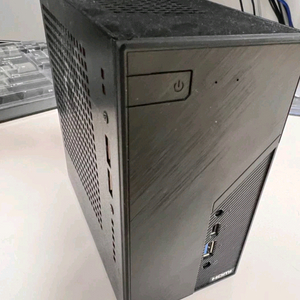 ASRock DeskMini X300 Ryzen 5 5600G 이미지