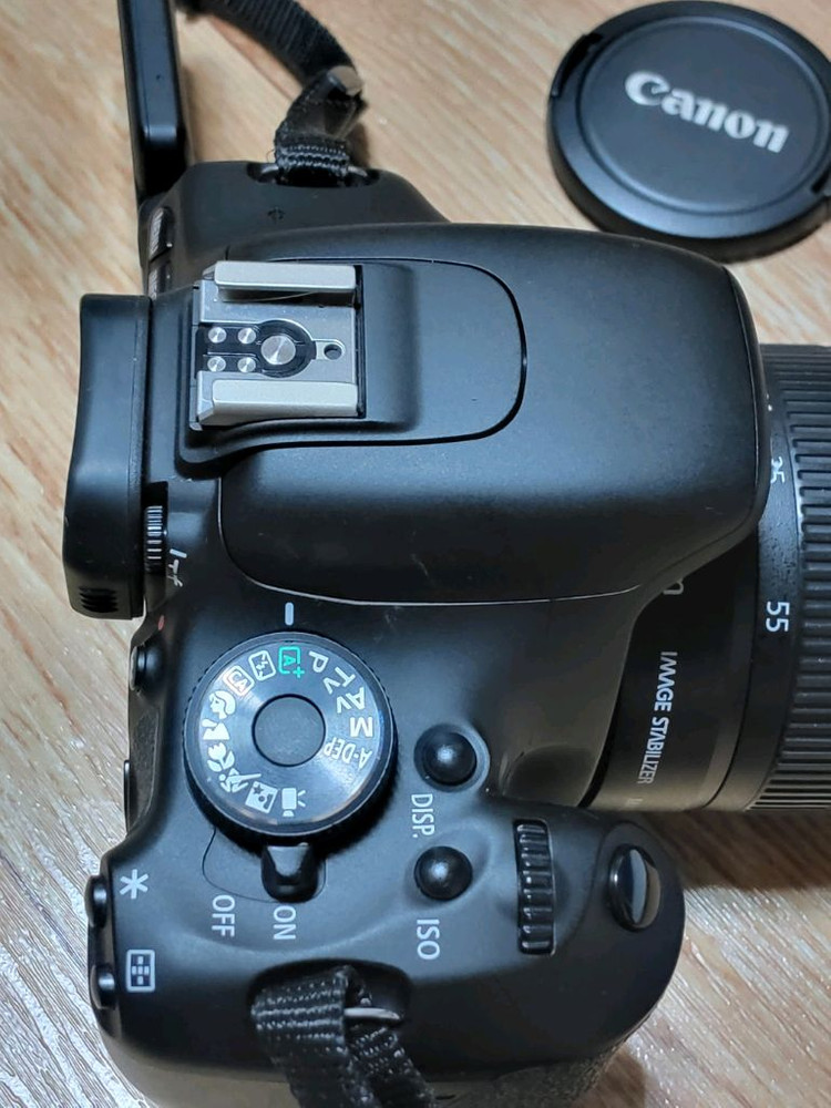 캐논 EOS 600D 디지털 카메라 판매합니다 이미지