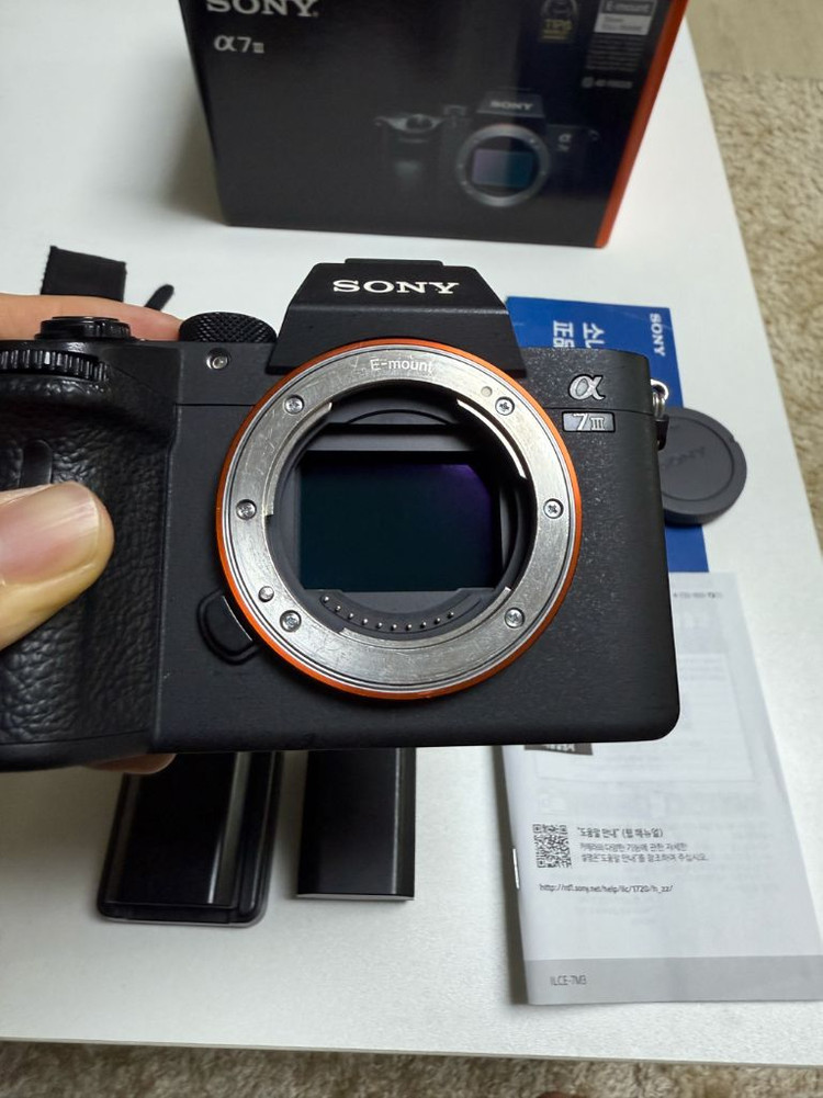 소니 A7M3 이미지