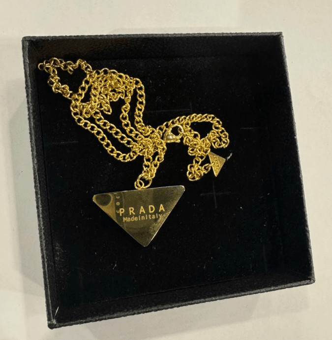 [프라;다] 새상품 / 팬던트 목걸이 (풀박스) 이미지