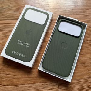 애플 정품 테크우븐 케이스 아이폰17프로맥스 싸게팝니다. 이미지