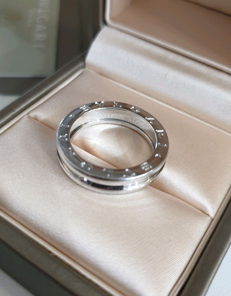 불가리 정품 비제로원 1밴드링 반지 화이트 57호 이미지