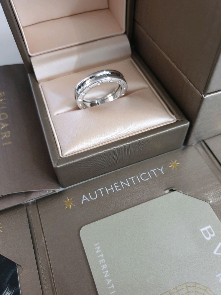 불가리 정품 비제로원 1밴드링 반지 화이트 57호 이미지