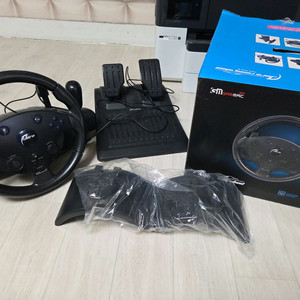 레이싱휠 세트 이미지