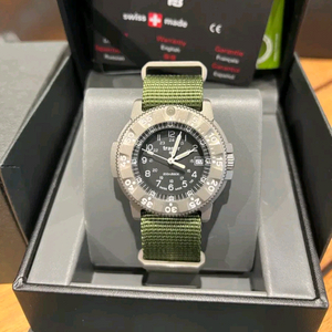 트레이저 p6506 티타늄 시계 이미지