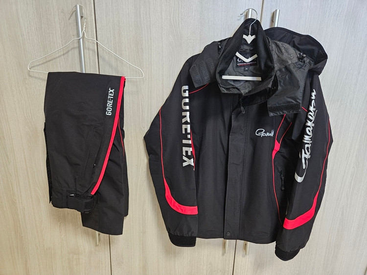 가마카츠 레인슈트 고어텍스낚시복(GM-3314) 미사용품 이미지