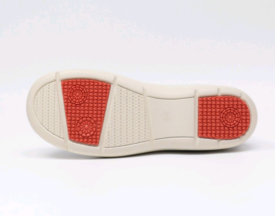 여성용 가죽 슬립온 단화. 미개봉 이미지