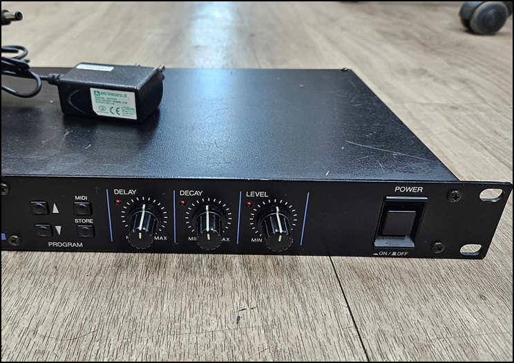 야마하(YAMAHA) REV100 중고 디지털 리버브/이펙터 이미지
