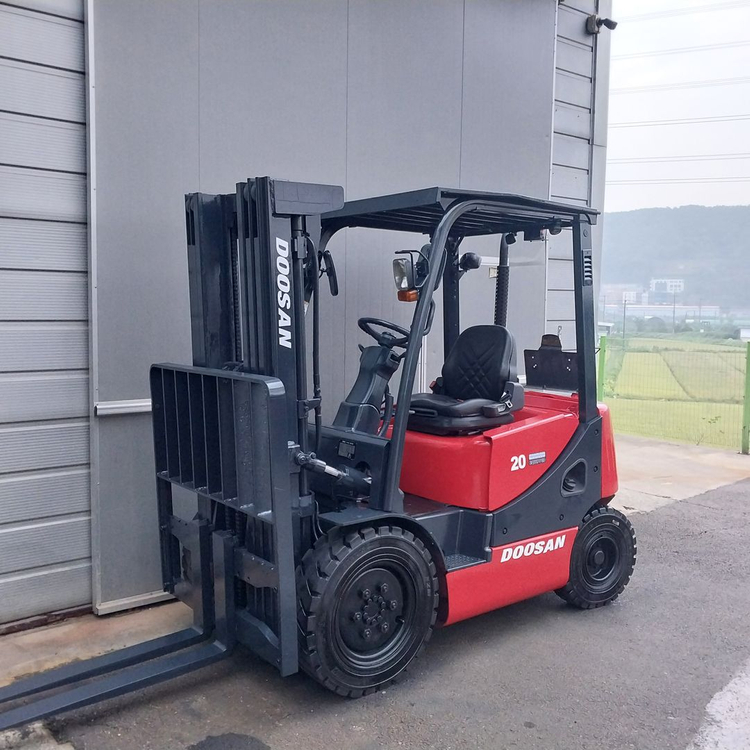 두산 디젤지게차 2톤 3단 4730MM D20S-7 이미지