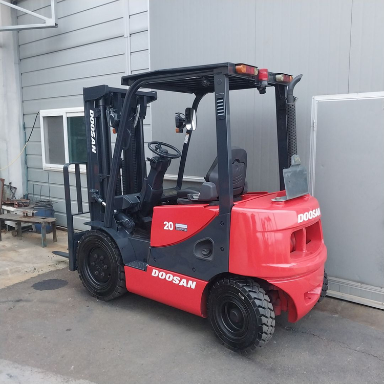 두산 디젤지게차 2톤 3단 4730MM D20S-7 이미지