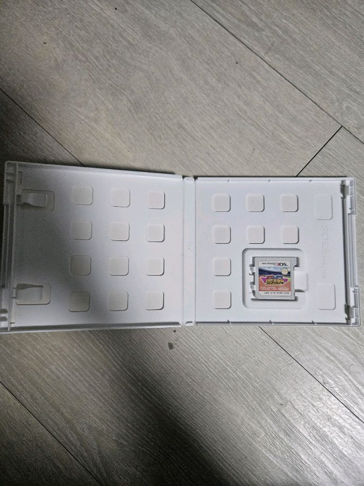 닌텐도 3ds 칩팝니다. 포켓몬스터 블랙2 포켓몬스터 썬 리듬세상 슈퍼마리오3d랜드 테트리스ds 마리오소닉런던올림픽 이미지