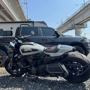 할리데이비슨 스포스터S 이미지