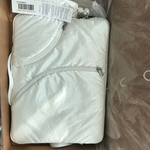 아코크 파우치 Lake 13 Laptop Clutch_Cream 노트북 아이패드 가방 이미지