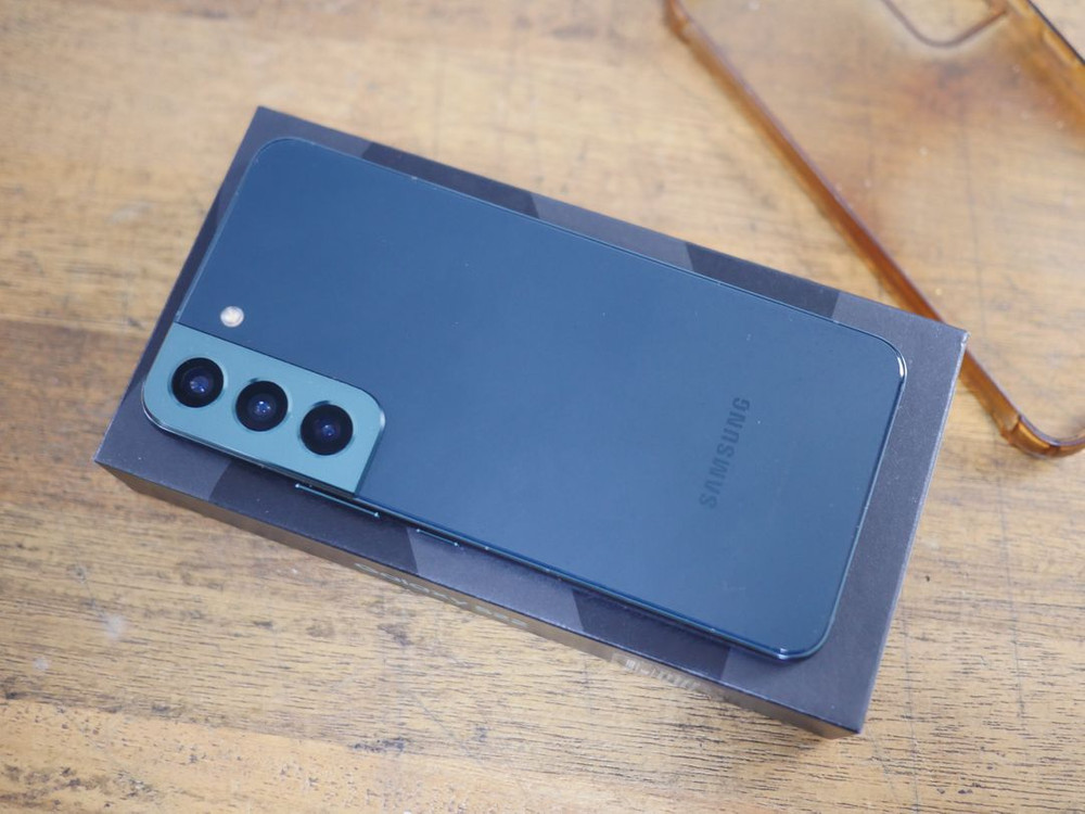 삼성 갤럭시 S22 그린색상 256GB 휴대폰 공기계 풀박스 이미지