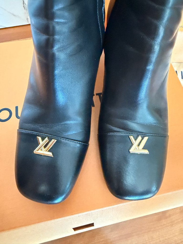 루이비통 스윙앵클부츠 이미지