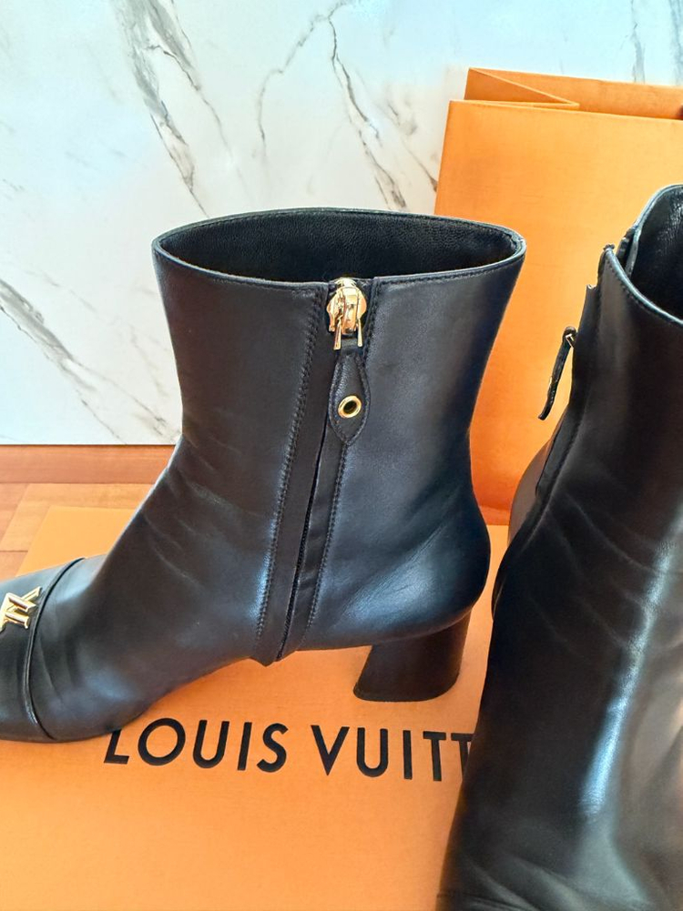 루이비통 스윙앵클부츠 이미지