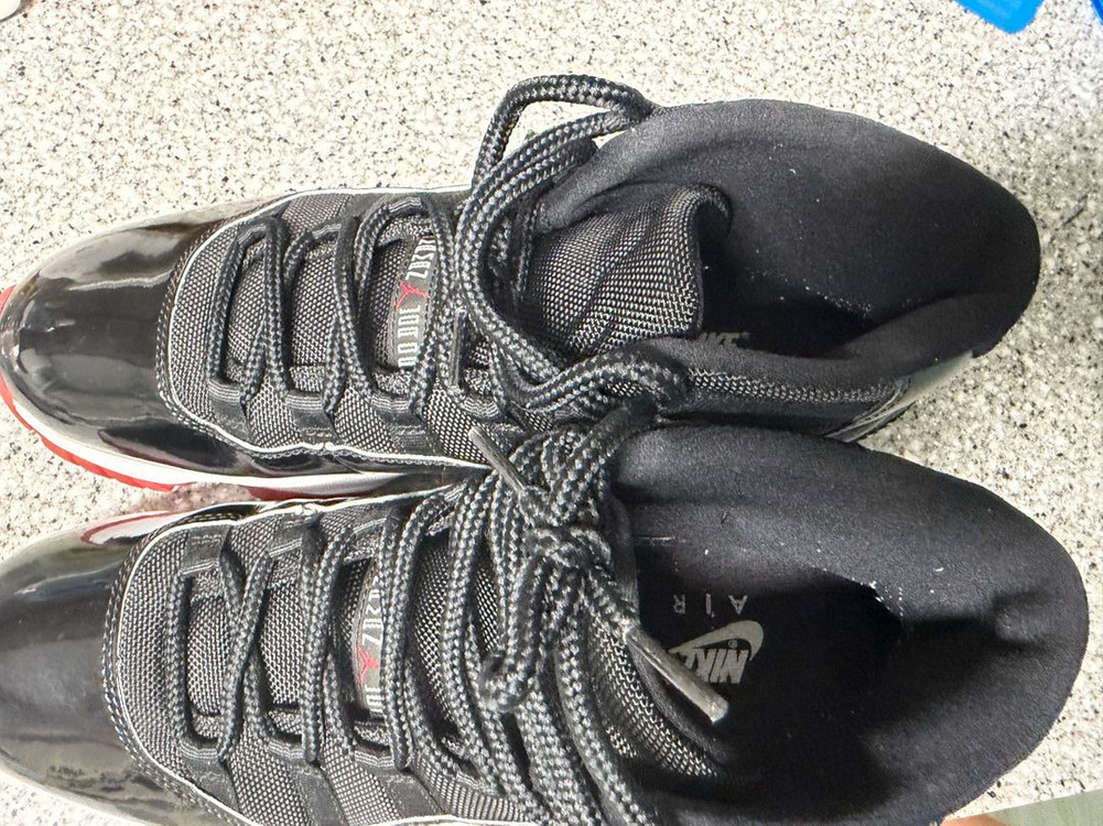 조던11 브레드 미드 290 이미지