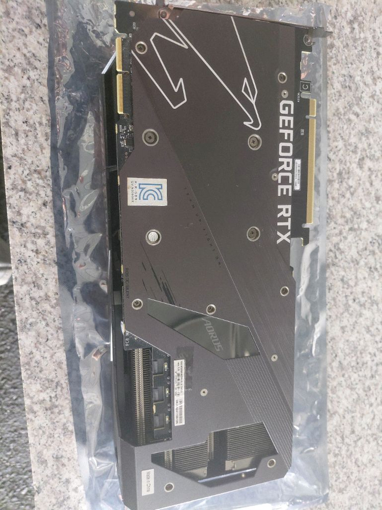 AORUS GEFORCE RTX 3090 이미지