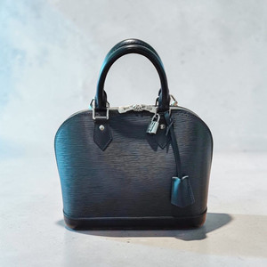 루이비통 알마 BB 에피 에삐 블랙 이미지