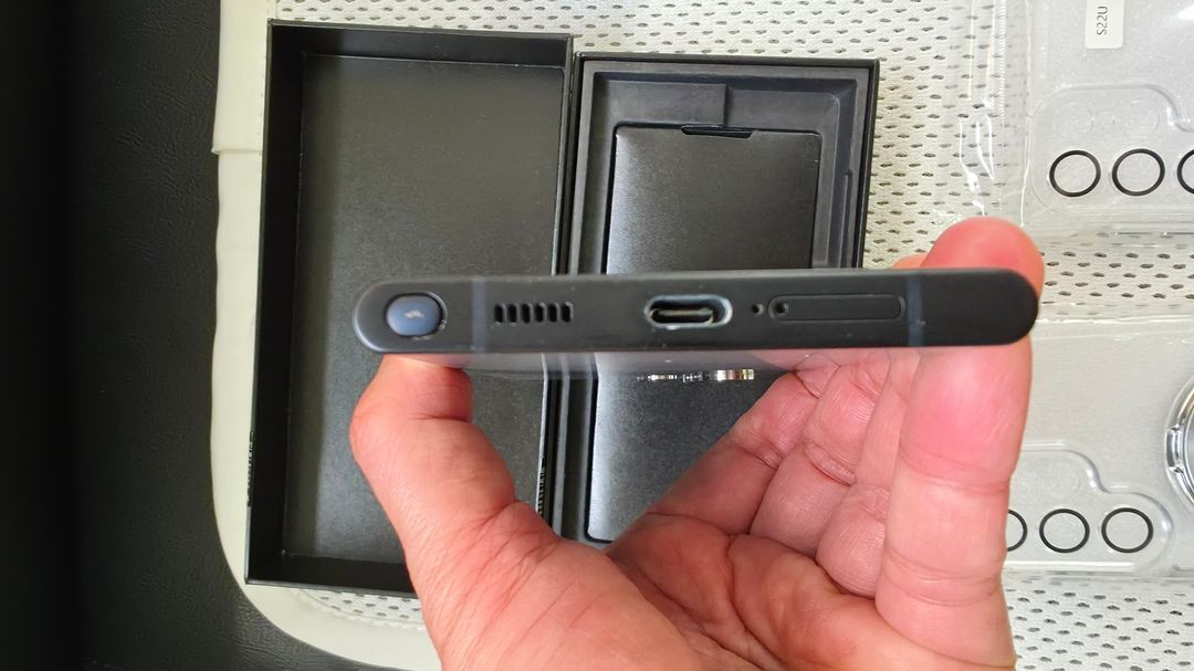 상품명 : 갤럭시 S22 울트라 1TB 자급제용 62만원 팝니다. 이미지