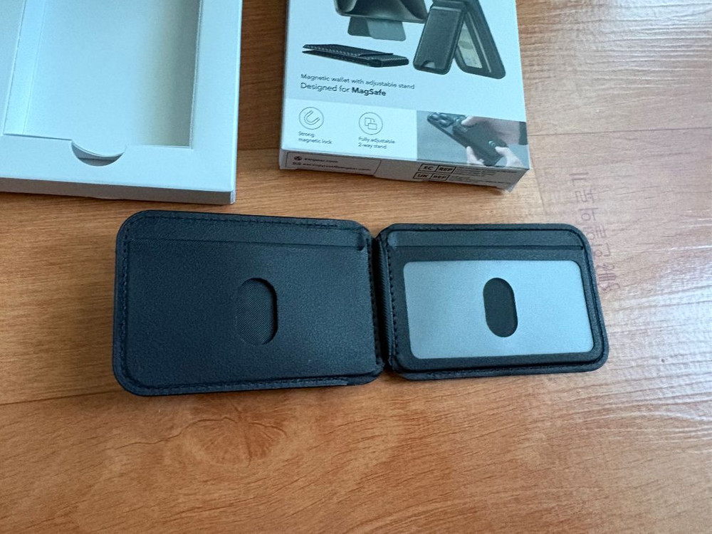 자석 카드지갑 이미지