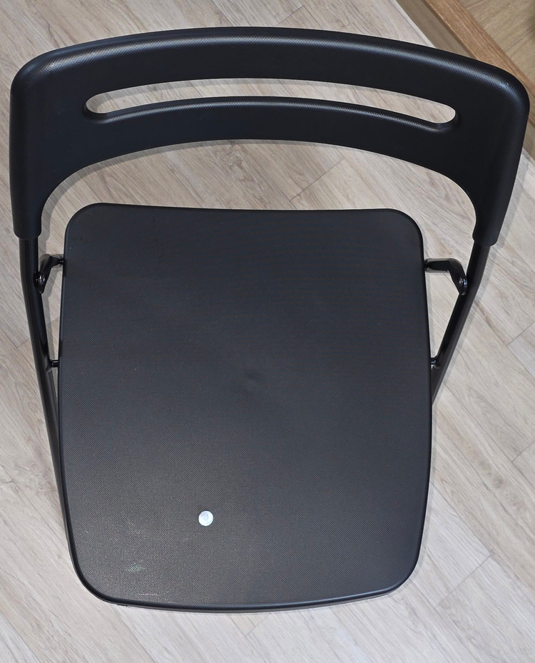 [새거 같은 중고] 이케아 접이식 의자 / NISSE 21174 검정색 / 20개 / 소량 또는 모두 구입가능 이미지