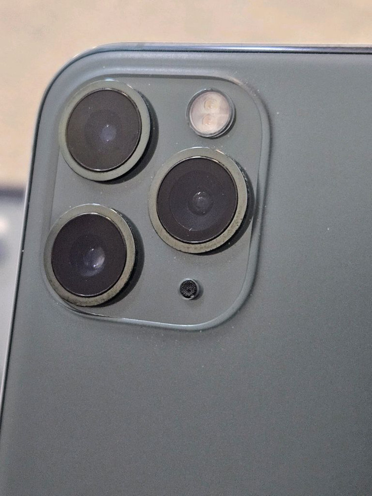 아이폰11프로 64기가 새배터리 미드나이트그린 이미지