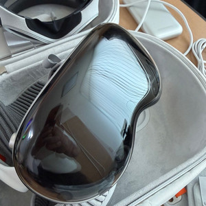 애플 비전프로 1세대 (M2) 1TB 이미지