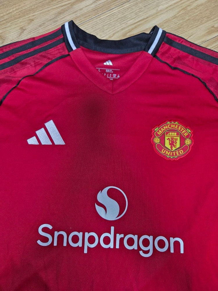 25-26시즌 맨유 브루노페르난데스 축구 유니폼 축구복 상하의세트 새상품 판매 이미지