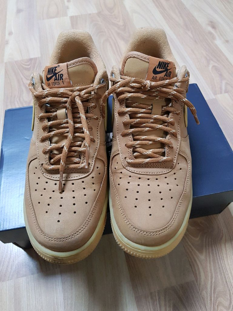 나이키 에어포스 플랙스 된장 포스 이미지