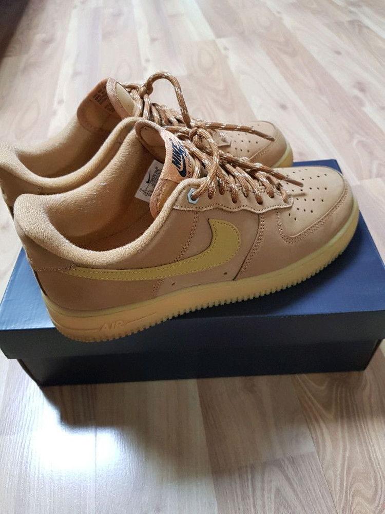 나이키 에어포스 플랙스 된장 포스 이미지