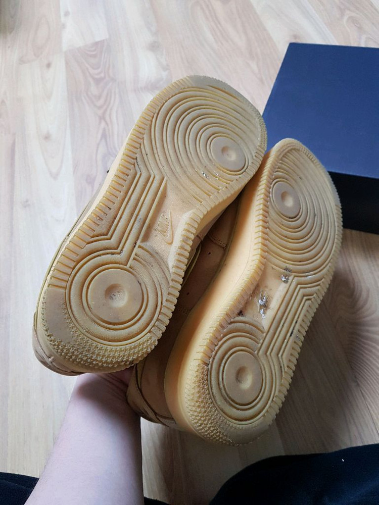 나이키 에어포스 플랙스 된장 포스 이미지