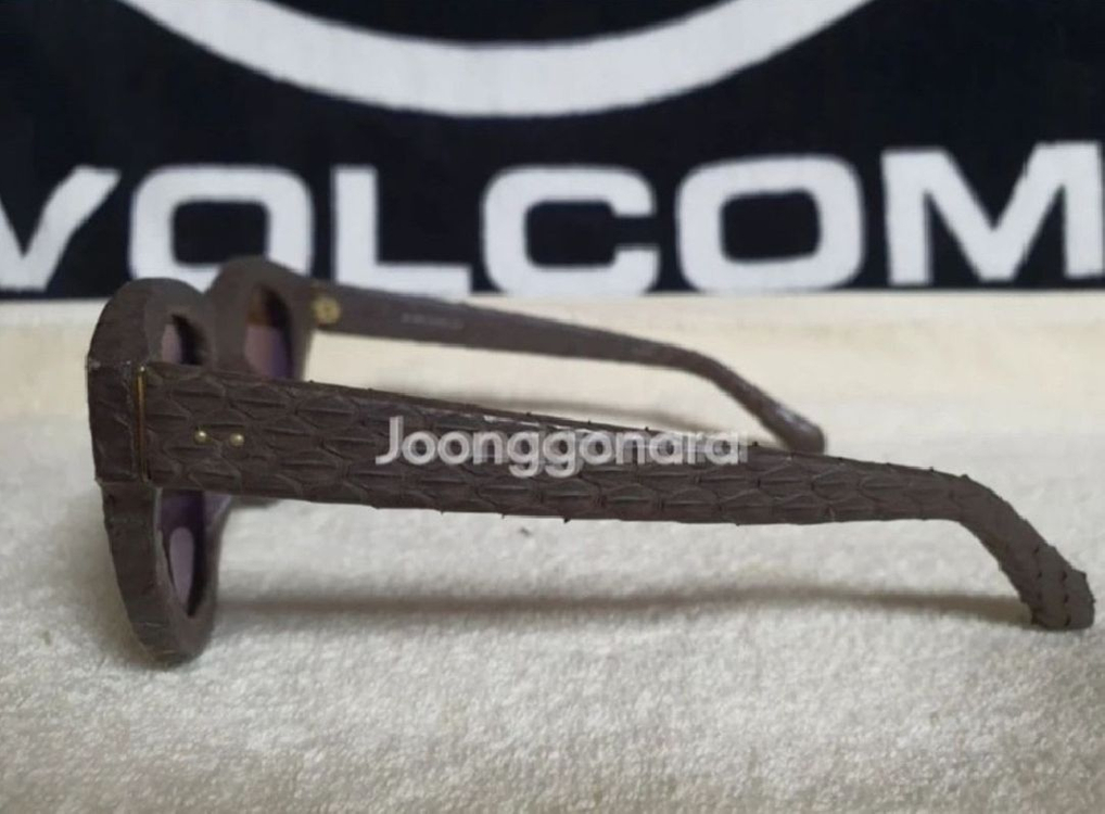 정품 영국 린다페로우 뱀피 선글라스 ( 남녀공용 ) 이미지