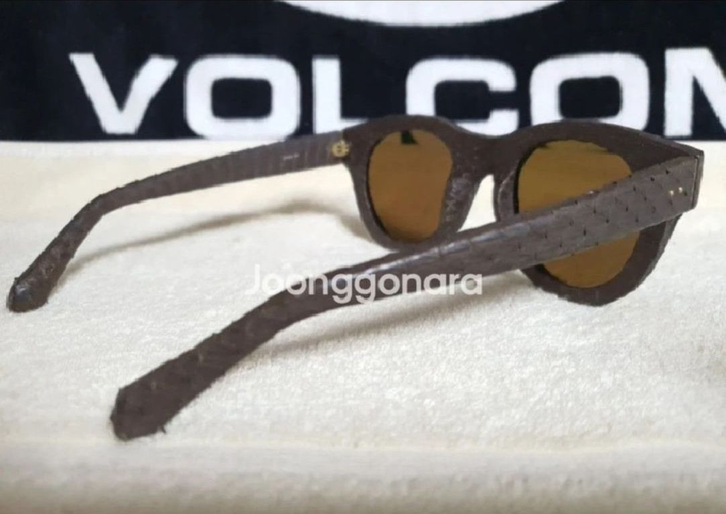 정품 영국 린다페로우 뱀피 선글라스 ( 남녀공용 ) 이미지