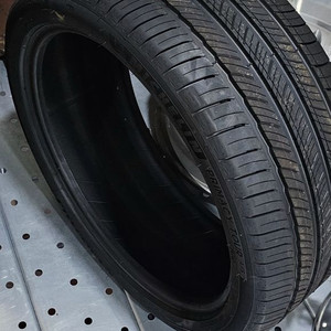 미쉐린 265/40R 22 gv80타이어 이미지