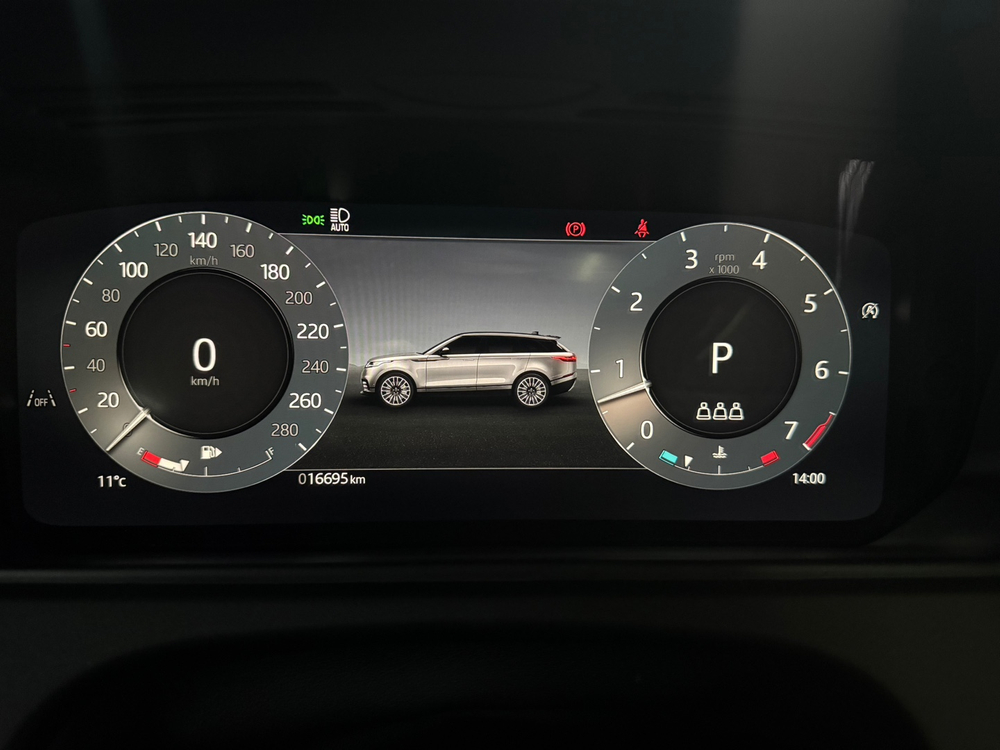 레인지로버 벨라 3.0 P400 다이나믹 HSE 24년08월 25년형 16697km 보험0원 완전무사고입니다. 이미지