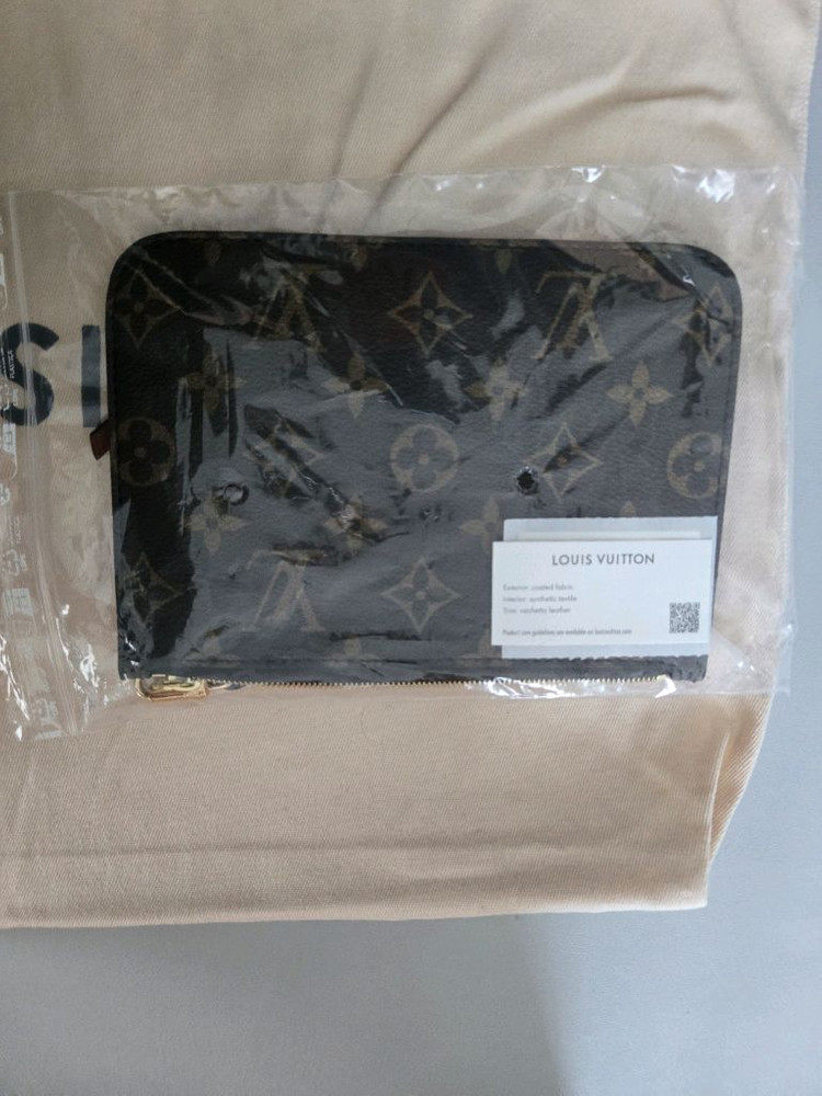 루이비통 루프호보백 이미지