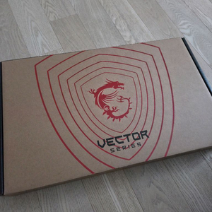 [새상품급] MSI Vector16 (울트라7/5070Ti /1.5TB/32GB) 노트북 이미지