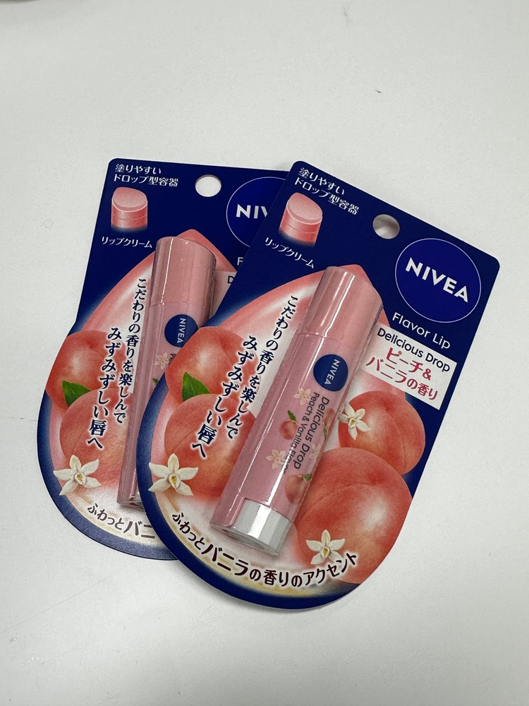 니베아 복숭아 립밤 이미지