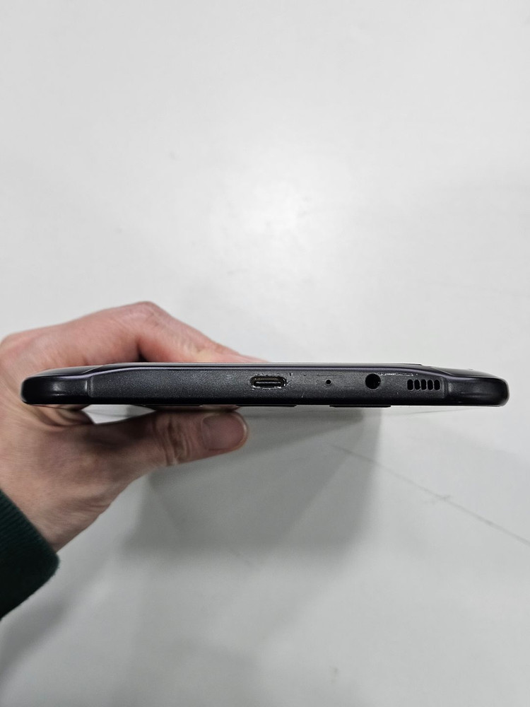 갤럭시 액티브2 태블릿 판매합니다. 이미지