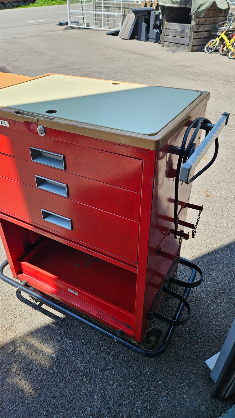 전동공구 수납 캐트 이미지