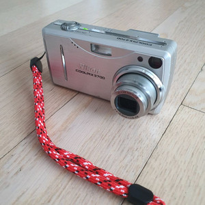 니콘 쿨픽스 3700 올드 빈티지 y2k 디카 감성 디지털 카메라 이미지