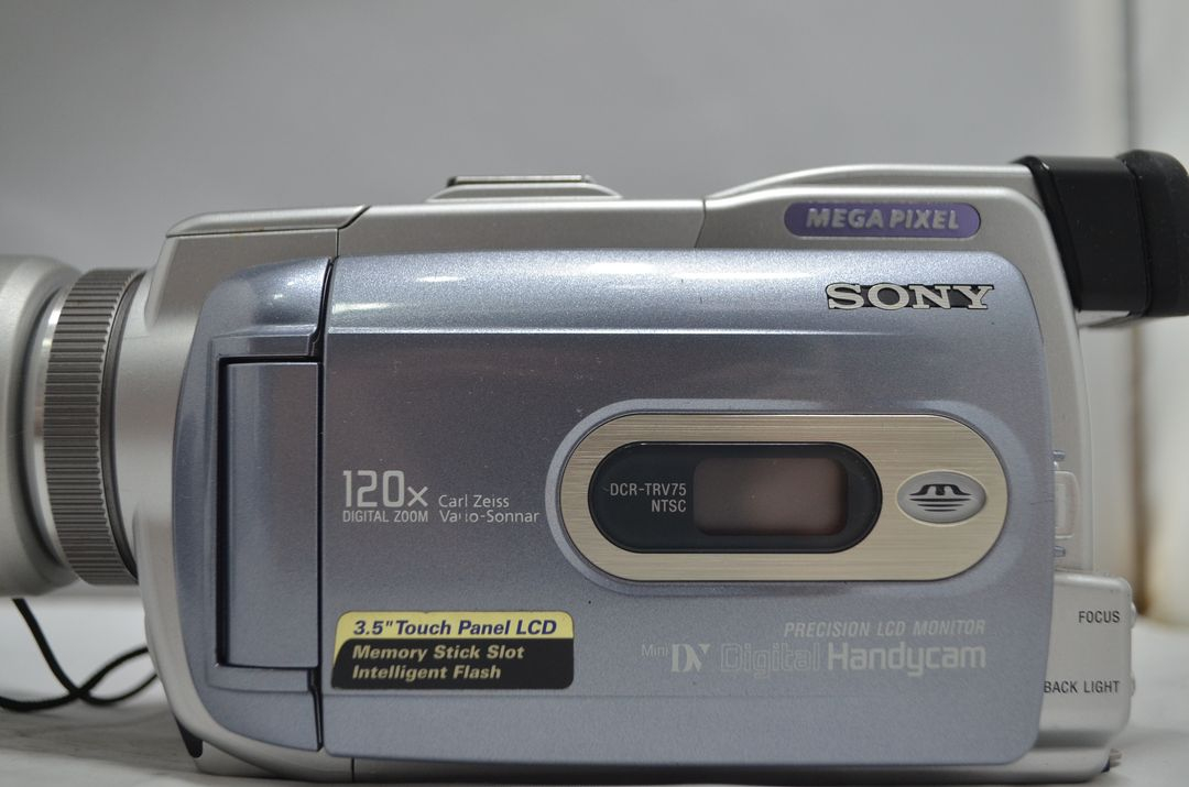 소니6mm모니터데크GV-HD700 빈티지캠코더6mm DCR-HC46팝니다 이미지