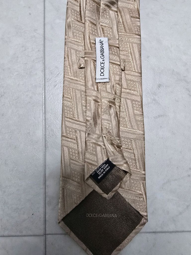 구찌 지방시 펜디 버버리 돌체앤가바나 정품 넥타이 판매합니다 이미지