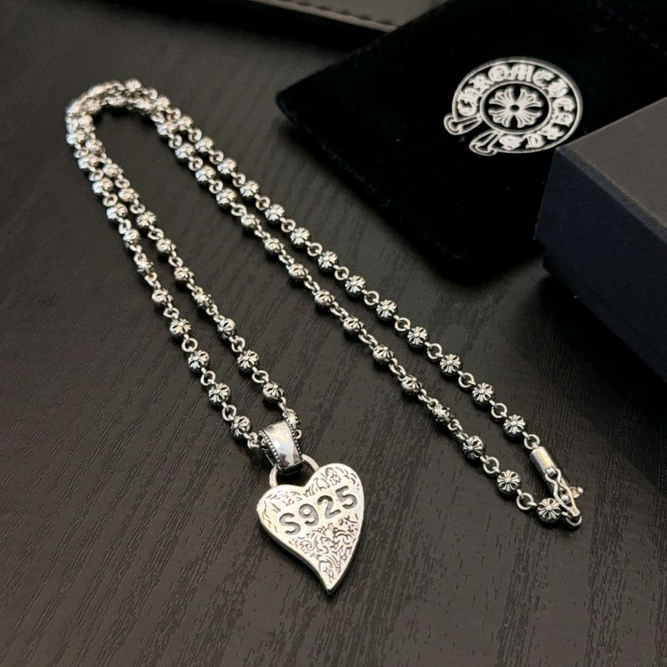 크롬하츠 블랙 하트 펜던트 목걸이 이미지